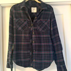 Abercrombie & Fitch plaid flannel- women’s size small